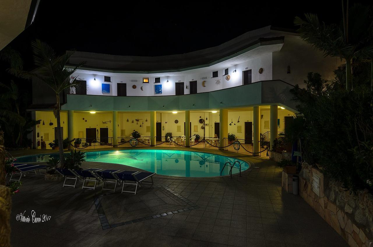 Hotel L'Ancora カーポ・ヴァチカーノ エクステリア 写真