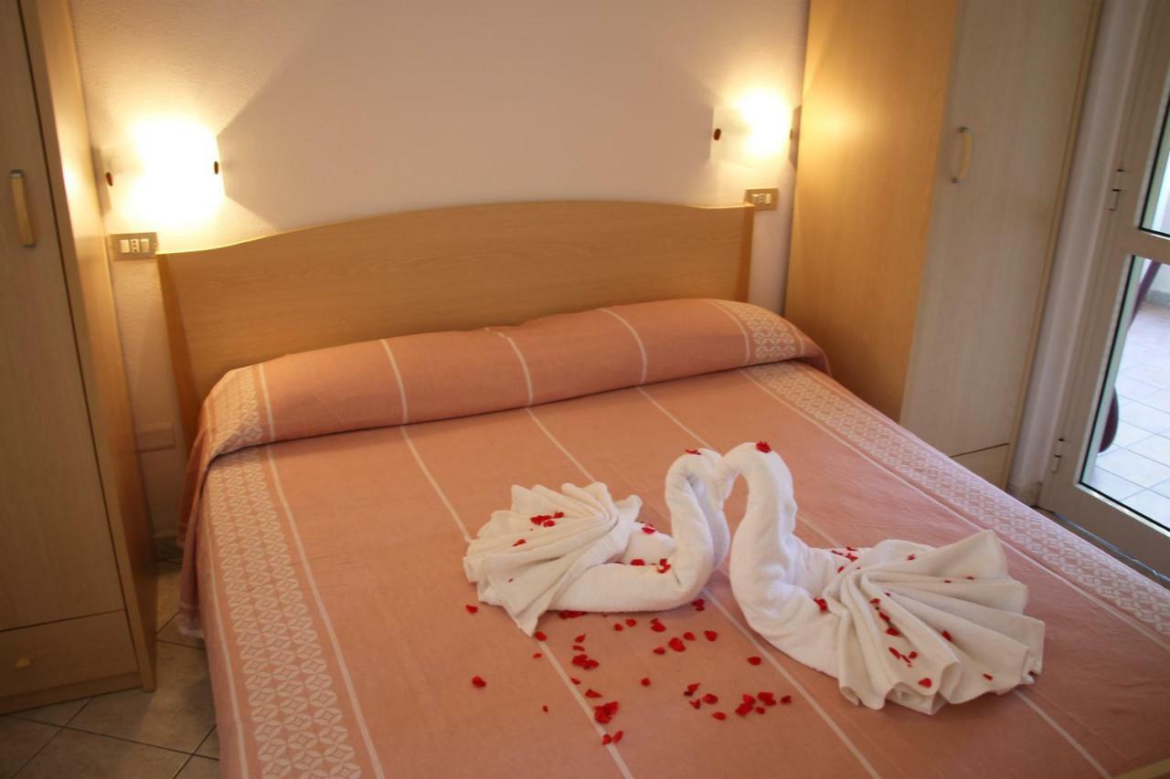 Hotel L'Ancora カーポ・ヴァチカーノ エクステリア 写真